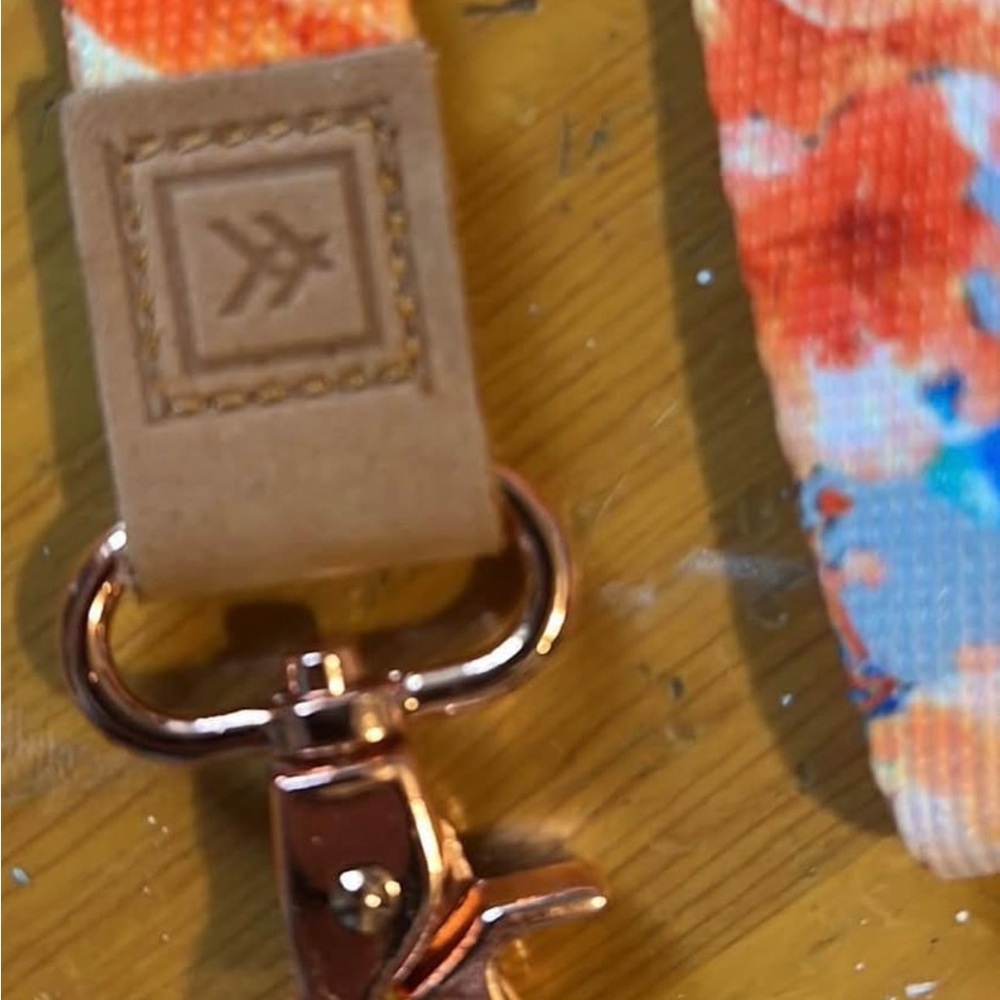 NWT Thread Wallets Floral Lanyard - Picture 5 of 5